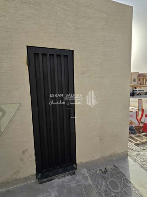 Floor 189 SQM with 5 bedrooms الملك فيصل، شرق الرياض، الرياض