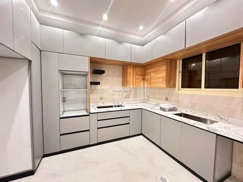 Apartment with 5 Bedrooms Al-Bawadi, Tbwk