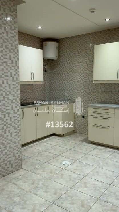 Apartment with 4 Bedrooms Al Rawabi, Khobar