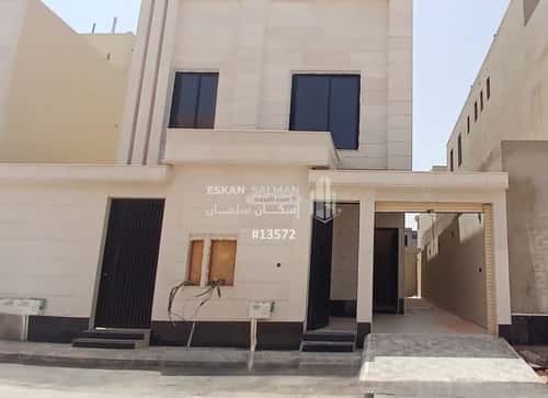 Floor 168.14 SQM with 5 Bedrooms Al- Nadwah, East Riyadh, Riyadh