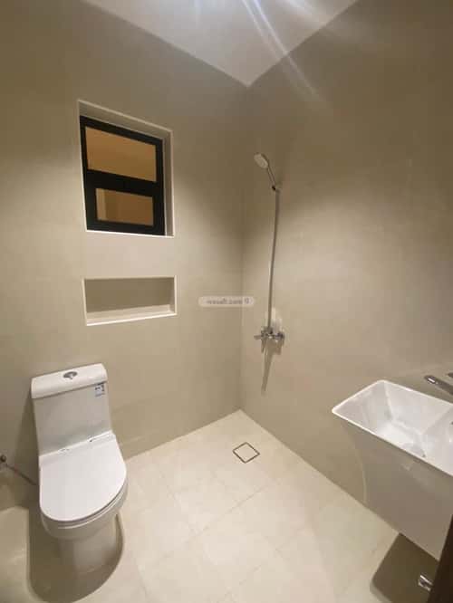 دور 5 غرف في عكاظ