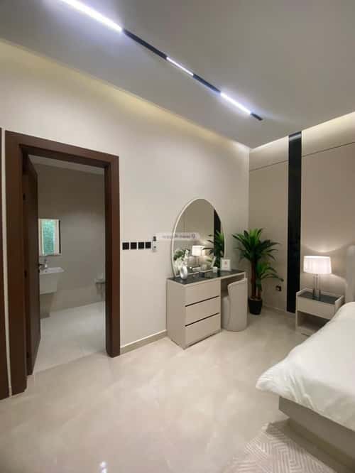 Floor with 5 Bedrooms Okaz, South Riyadh, Riyadh