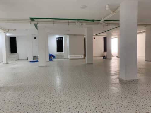 Apartment with 6 Bedrooms Al-Sharafiya, Abha