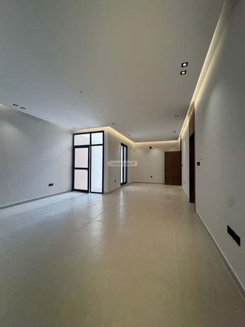 Floor 218.43 SQM with 5 Bedrooms Okaz, South Riyadh, Riyadh