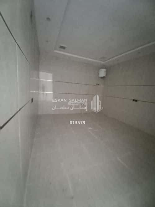 Apartment with 5 Bedrooms Bader, South Riyadh, Riyadh