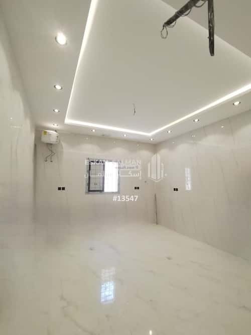 Villa 499 SQM Facing North on 24m Width Street Al Difa'A, Madinah