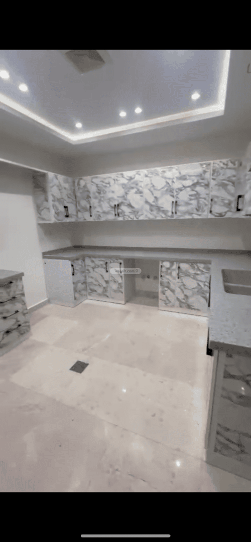 Apartment with 4 Bedrooms Al Nahdah, North Jeddah, Jeddah