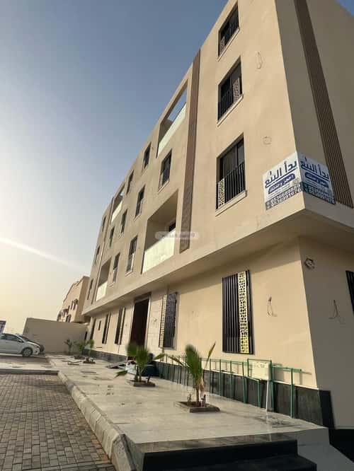 Building 141 SQM with 3 Floors Facing North Al-Marwah, South Riyadh, Riyadh
