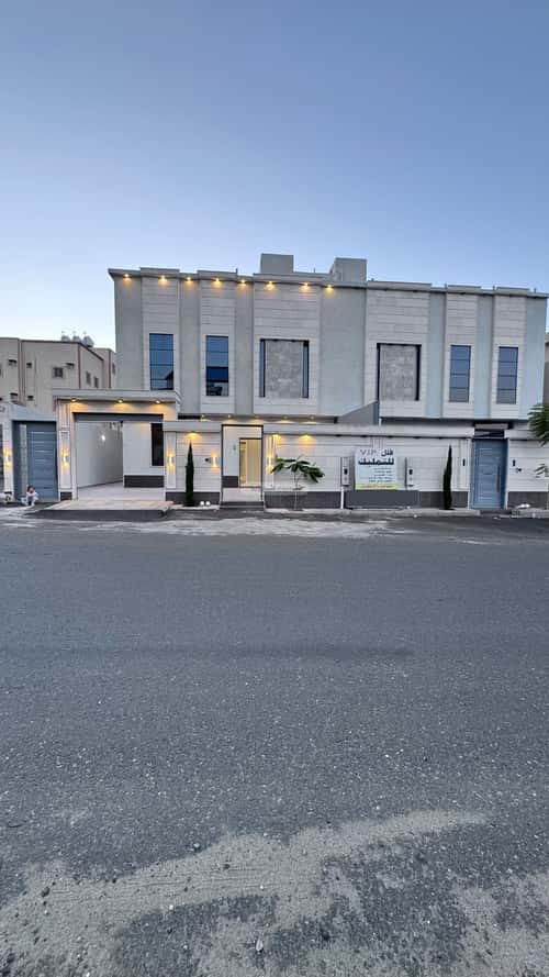 فيلا 481 متر مربع شرقية على شارع 30م التعاون، خميس مشيط