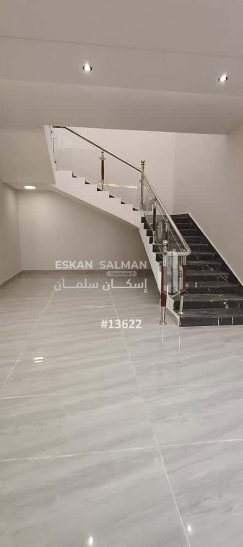 Apartment with 5 Bedrooms Al-Janadriyah, East Riyadh, Riyadh