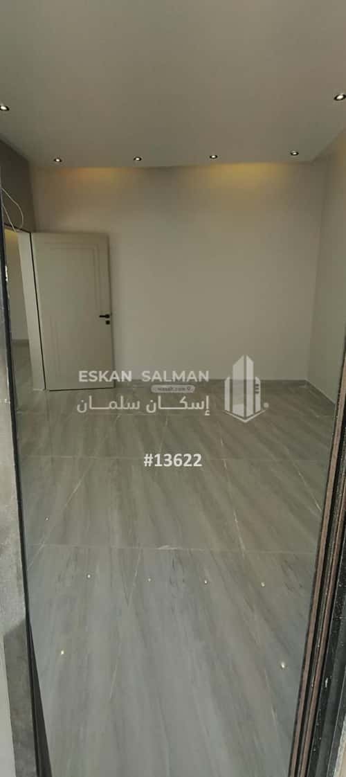 Apartment with 5 Bedrooms Al-Janadriyah, East Riyadh, Riyadh