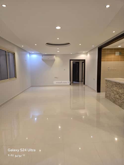 Floor 346.84 SQM with 4 Bedrooms Al Yasmeen, North Riyadh, Riyadh