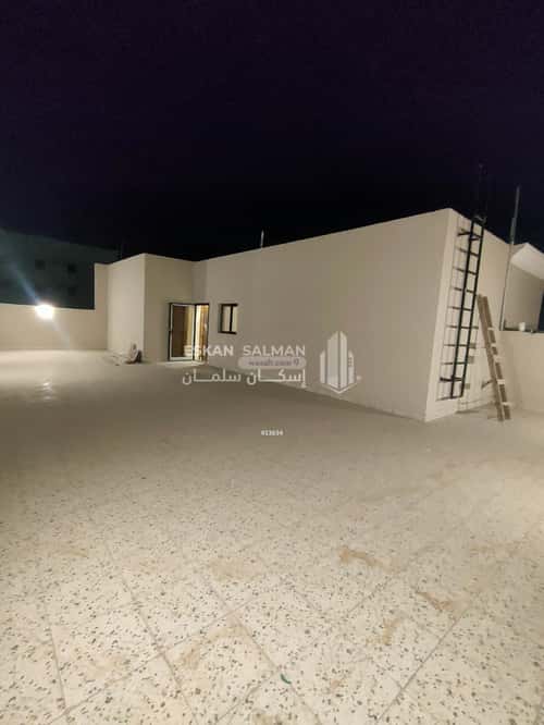 فيلا 400 متر مربع شمالية على شارع 15م السويس 2، جازان