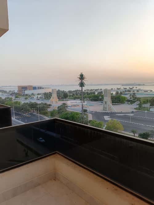 شقة ب 5 غرف الشاطئ الشرقي، الدمام