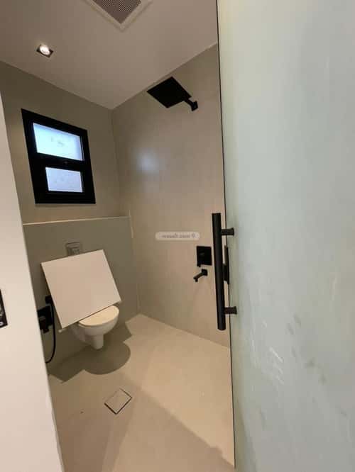 دور 5 غرف في الجنادرية