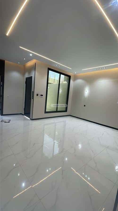Villa 301 SQM Facing North on 15m Width Street Hay Al-Sulimaniyah, Alttayif