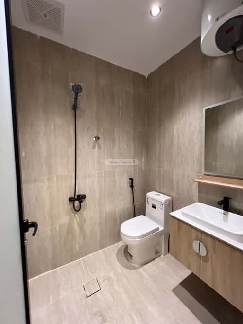 Apartment with 5 bedrooms الواحة، الدمام