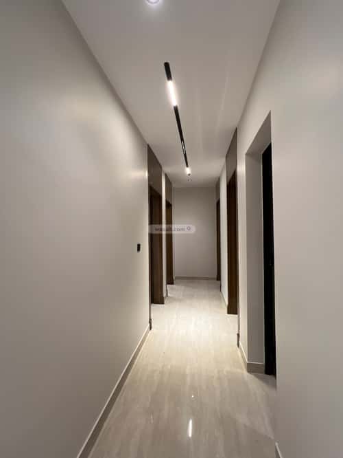 Apartment with 5 Bedrooms Al Wahah, Aldammam