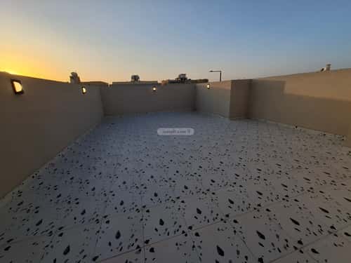 فيلا 250 متر مربع شرقية على شارع 20م الملك فيصل، شرق الرياض، الرياض