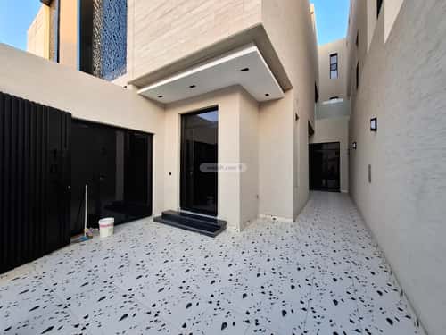Villa 250 SQM Facing East on 20m Width Street King Faisal, East Riyadh, Riyadh