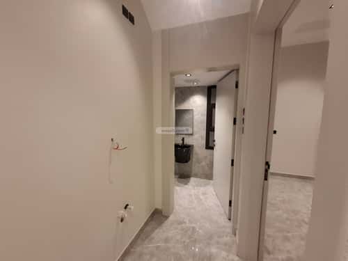 فيلا 250 متر مربع شرقية على شارع 20م الملك فيصل، شرق الرياض، الرياض