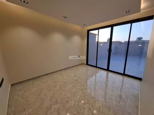 فيلا 250 متر مربع شرقية على شارع 20م الملك فيصل، شرق الرياض، الرياض