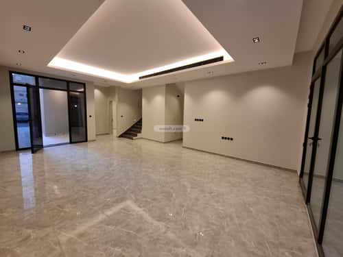 فيلا 250 متر مربع شرقية على شارع 20م الملك فيصل، شرق الرياض، الرياض