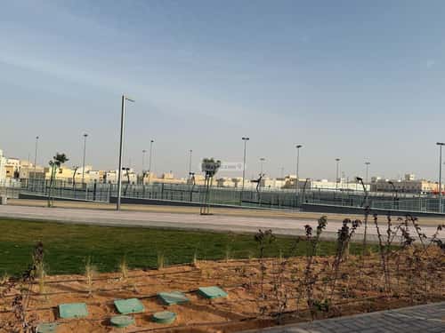 4 bedroom apartment in Al Hazm