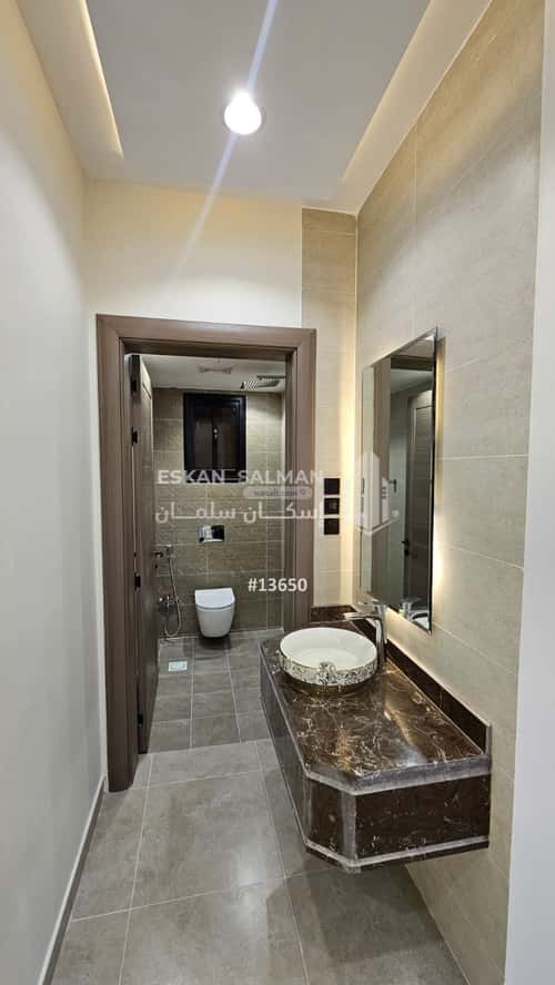 Floor 225.36 SQM with 7 Bedrooms The Diriyah, Khamis Mushait