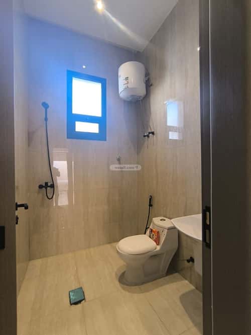 فيلا 5 غرف في الجنادرية