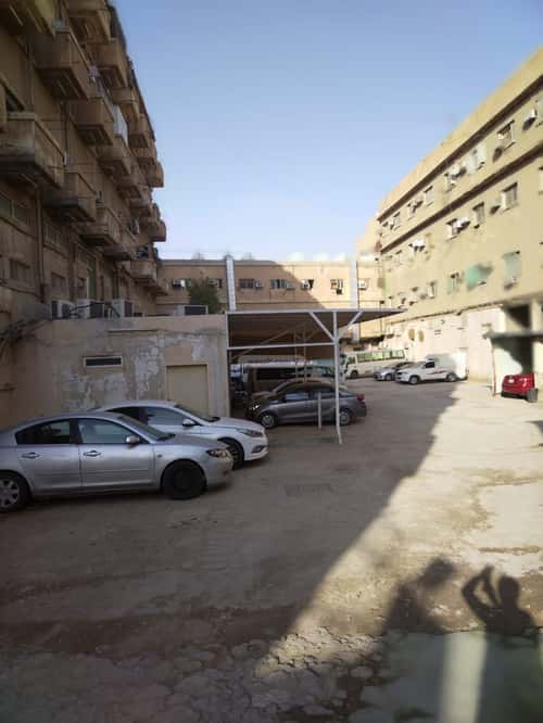 أرض 4772.98 متر مربع جنوبية على شارع 35.1م الديرة، وسط الرياض، الرياض