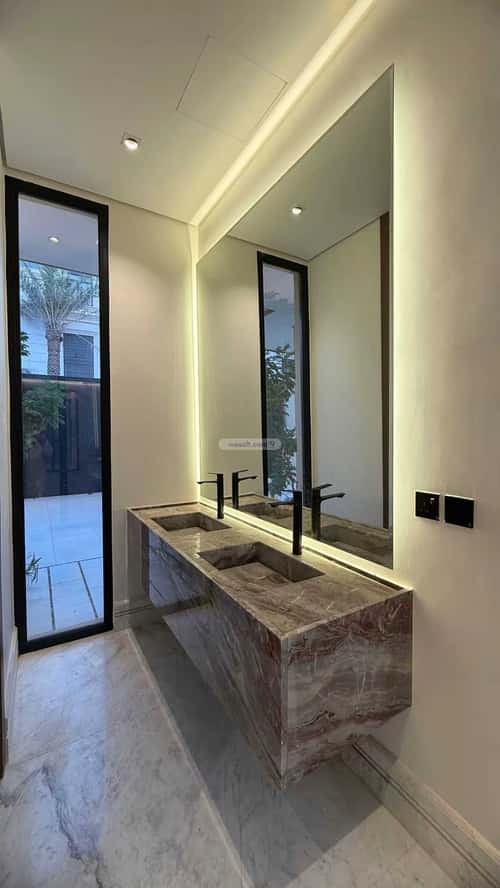 فيلا 362.04 متر مربع جنوبية على شارع 10م العليا، وسط الرياض، الرياض