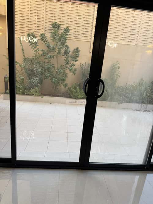 Villa 600 SQM Facing West with 6 Bedrooms Ar-Raed, North Riyadh, Riyadh