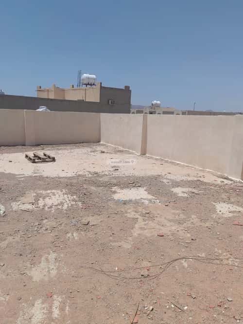 Building 420.8 SQM Facing East Haya Al Sadd, Madinah