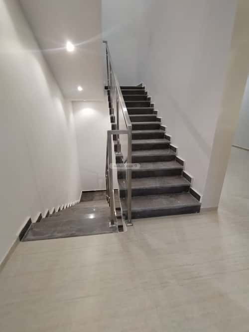 فيلا 319.37 متر مربع شرقية على شارع 20م الندوة، شرق الرياض، الرياض