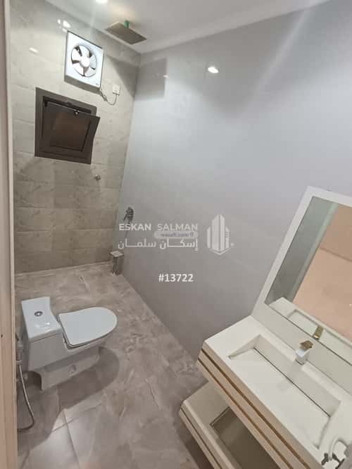 فيلا 330.15 متر مربع غربية على شارع 12م الشاطئ، جازان
