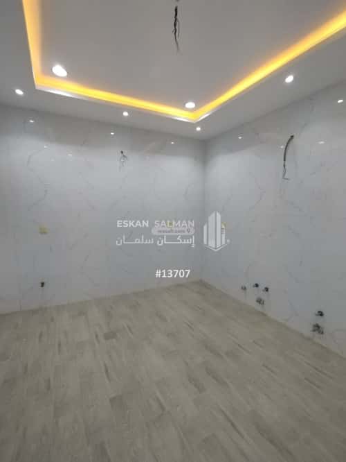 فيلا 294.66 متر مربع غربية على شارع 15م النوارية، مكة المكرمة