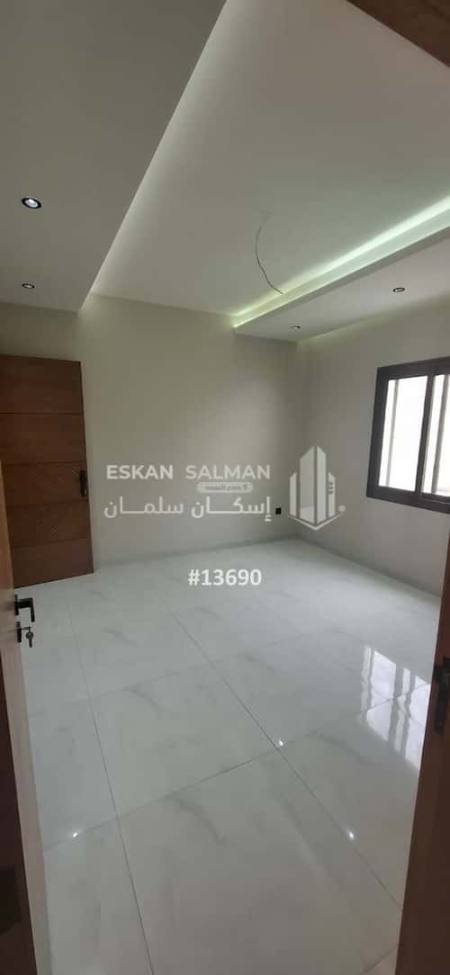 شقة 4 غرف في الواحة