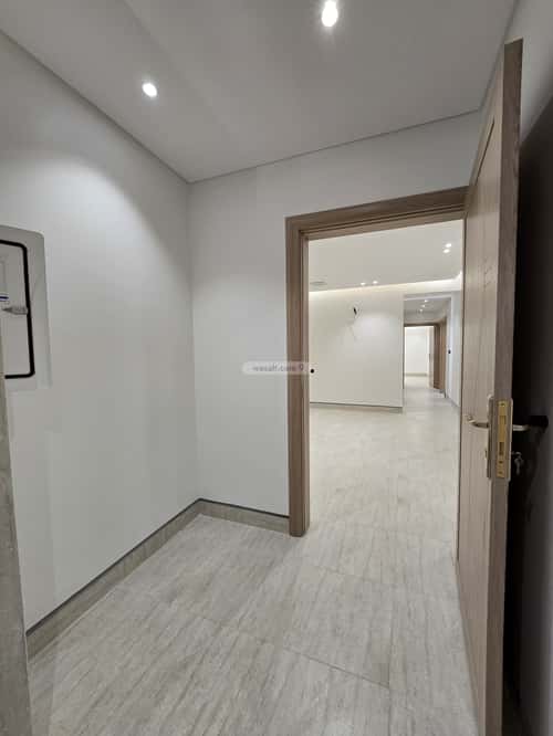 شقة 180 متر مربع ب 5 غرف الشرقية، أبها