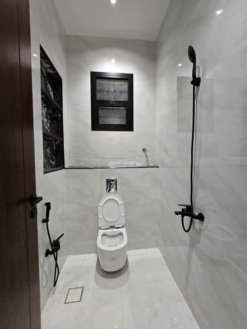 شقة ب 5 غرف الظرفة، خميس مشيط