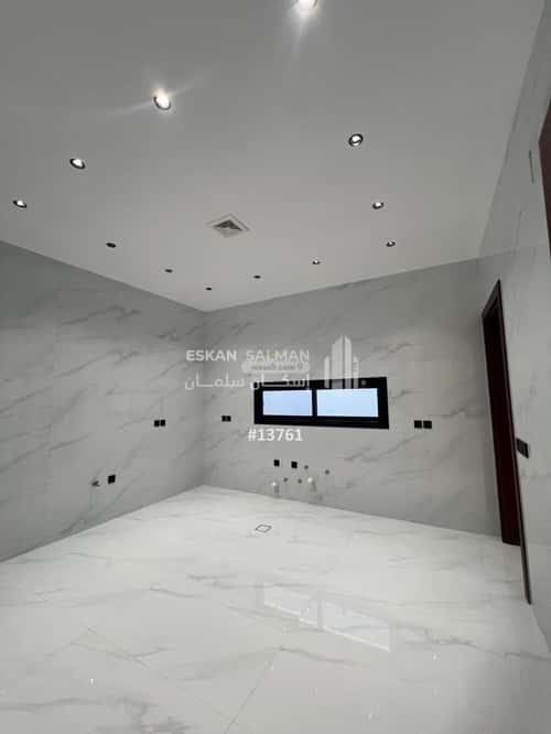 Floor 510.04 SQM with 5 Bedrooms Al-Qafilah, Khamis Mushait