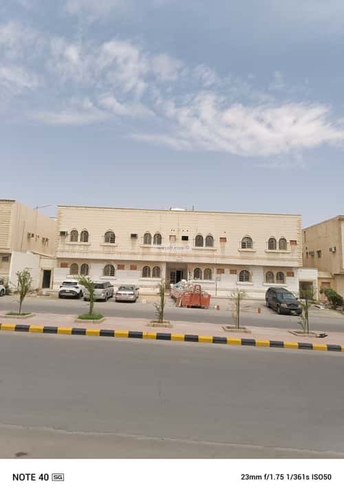 Apartment 900 SQM with 1 Bedroom Ar-Rawdah, East Riyadh, Riyadh