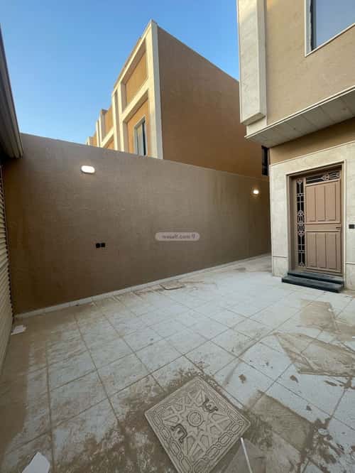 Floor 171.14 SQM with 5 Bedrooms Twaeeq, West Riyadh, Riyadh
