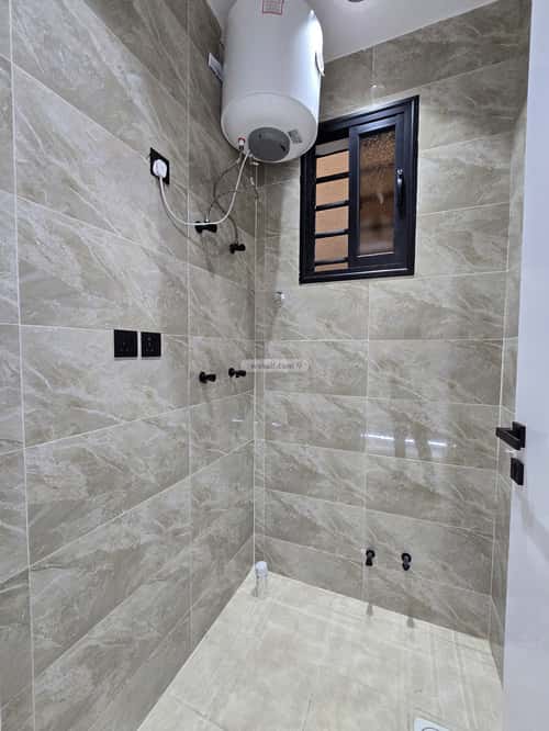 Apartment with 6 Bedrooms Al-Yarmouk, Khamis Mushait