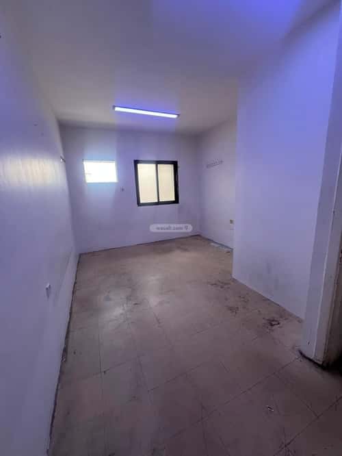 Building 600 SQM Facing North Al-Malaz, Central Riyadh, Riyadh