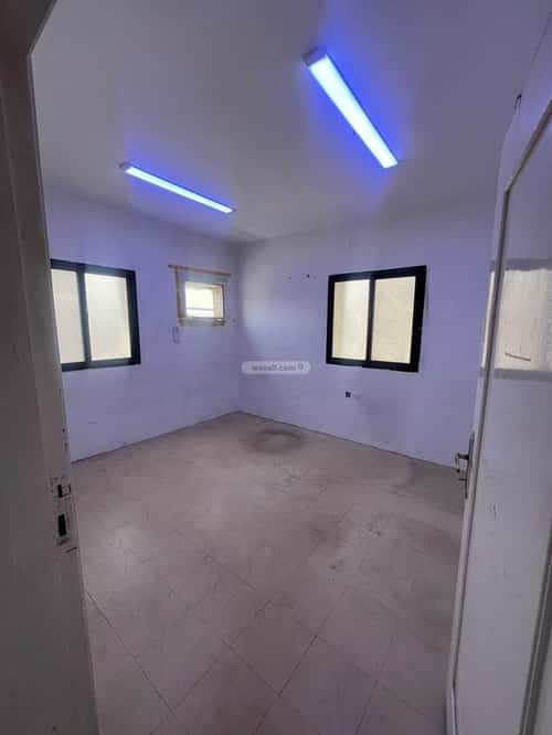 عمارة 600 متر مربع واجهة شمالية الملز، وسط الرياض، الرياض