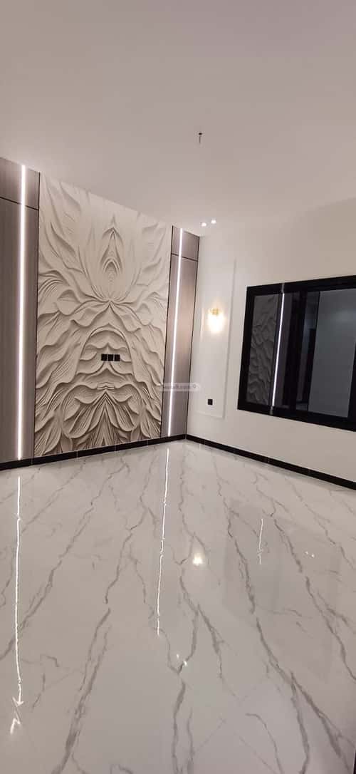 Villa 1102.6 SQM Facing North East on 12m Width Street Rayyadh, Alttayif