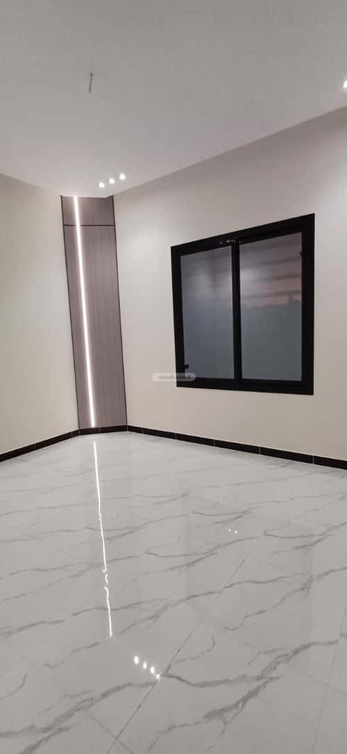 فيلا 1102.6 متر مربع شمالية شرقية على شارع 12م ريحه، الطائف