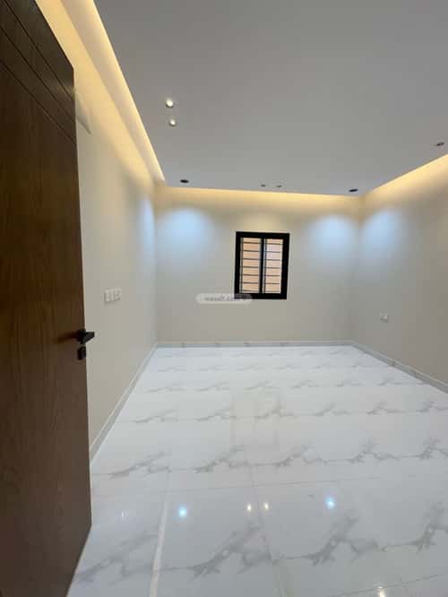 Apartment 345 SQM with 9 Bedrooms Al Taawun, Khamis Mushait