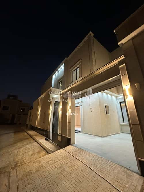 فيلا 335.68 متر مربع غربية على شارع 15م الجنادرية، شرق الرياض، الرياض